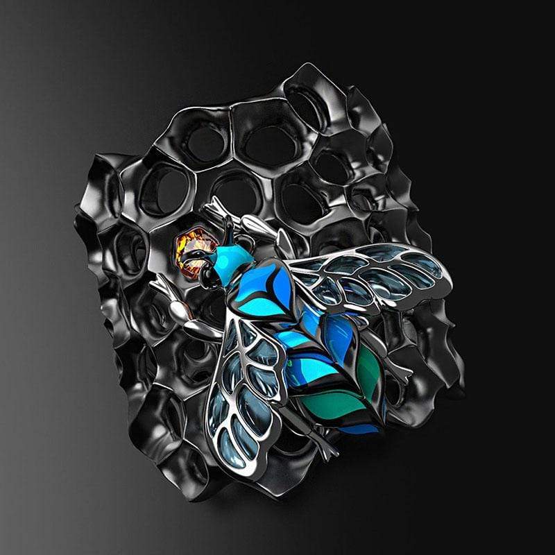 Clever Honeybee Ring