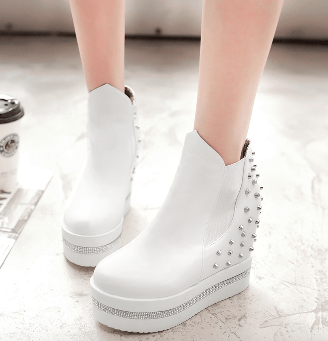 Dark Davenport Boots
