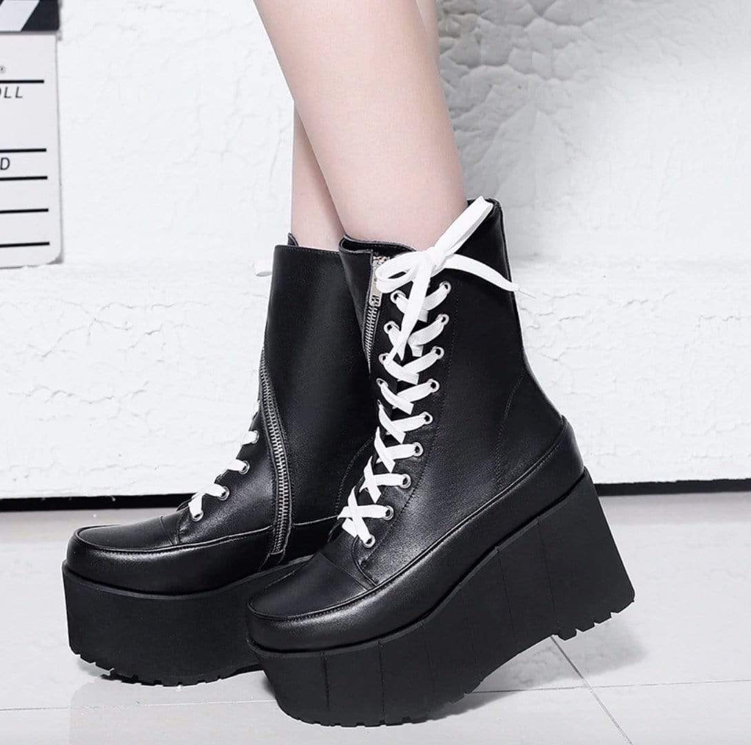 Inquisition Leather Boots