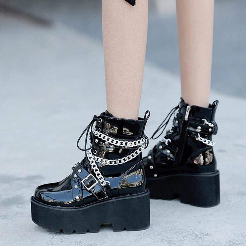 Tormented Gothic Chain Boots
